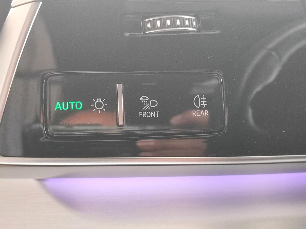 Audi Q8 55 TFSI quattro tiptronic Sline Plus