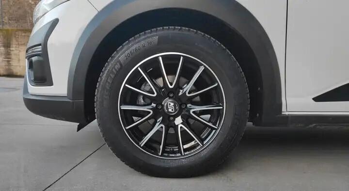 DACIA SANDERO STEPWAY 1.0 TCE COMFORT ECO-G GPL