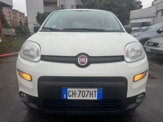 FIAT Panda 1.0 GSE S&S Hybrid Street (AUTOCARRO N1)