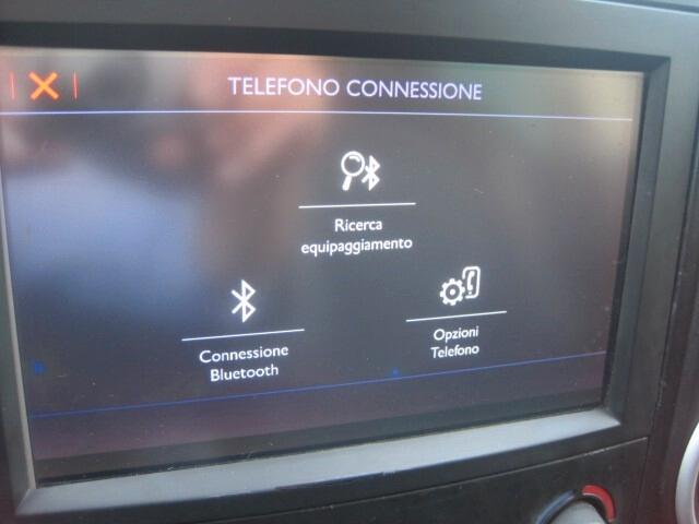 Peugeot Partner Tepee BlueHDi 100 Outdoor