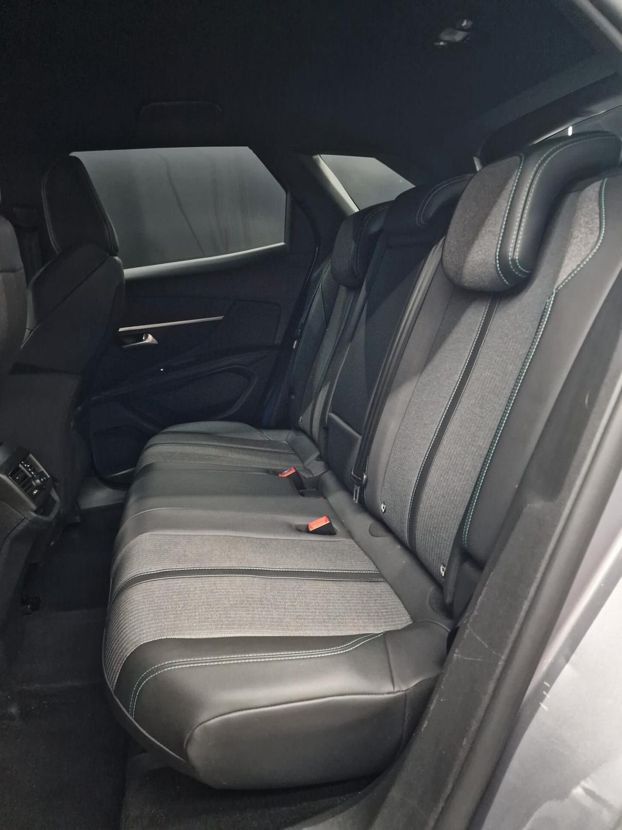 Peugeot 3008 1.5 BlueHDi 130 S&S EAT8 Allure