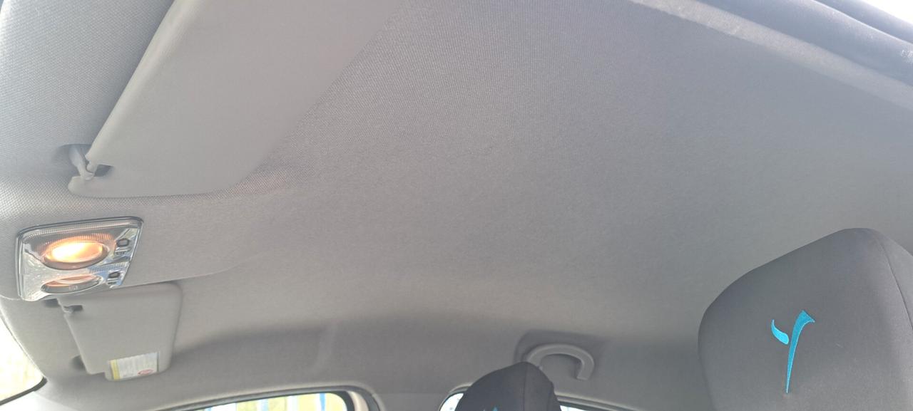 Lancia Ypsilon 0.9 TwinAir 85 CV 5 porte Metano Ecochic Silver