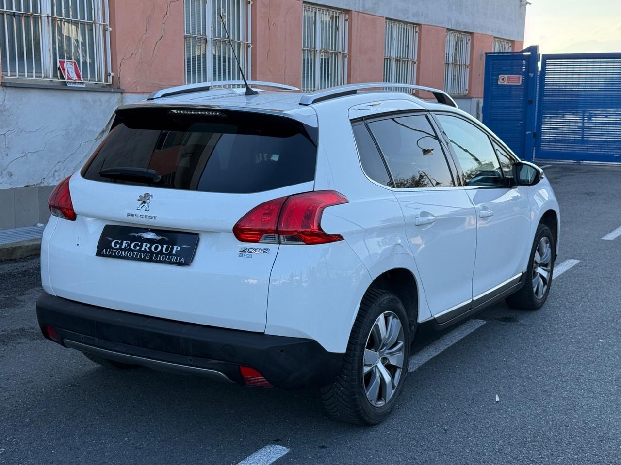 Peugeot 2008 1.6 e-HDi 92 CV -Allure -AUTOMATICA