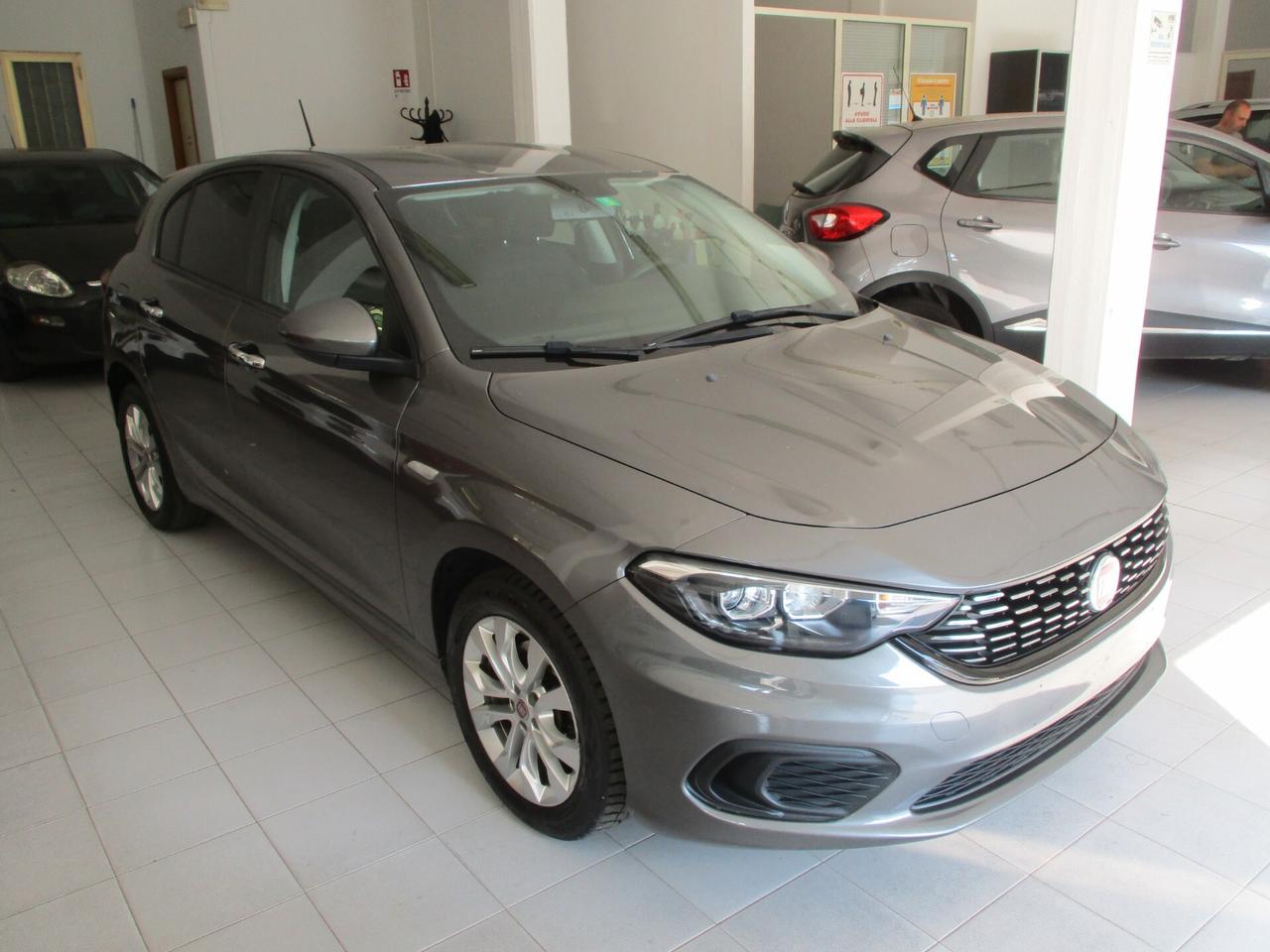 Fiat Tipo 1.3 Mjt S&S 5 porte Easy
