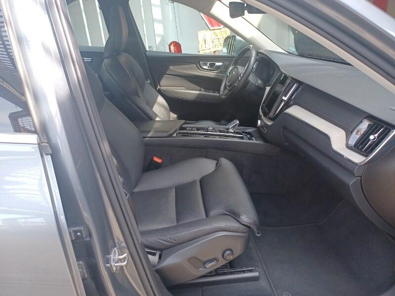 Volvo XC60 B4 (d) AWD Diesel Hybrid Geartronic Inscription