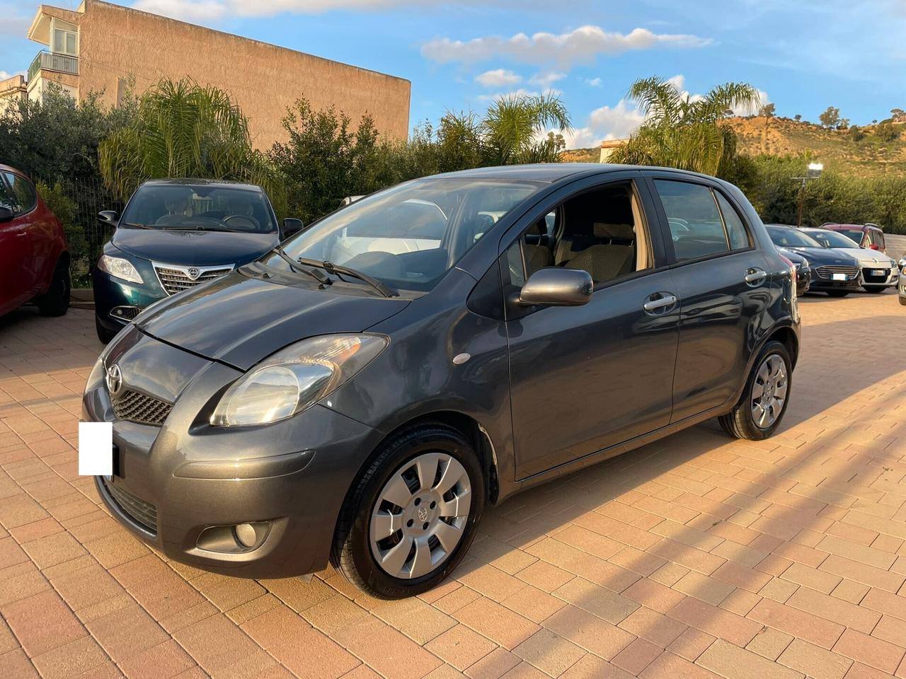 Toyota Yaris 1.4 Td Diesel 5P 90cv - 2011