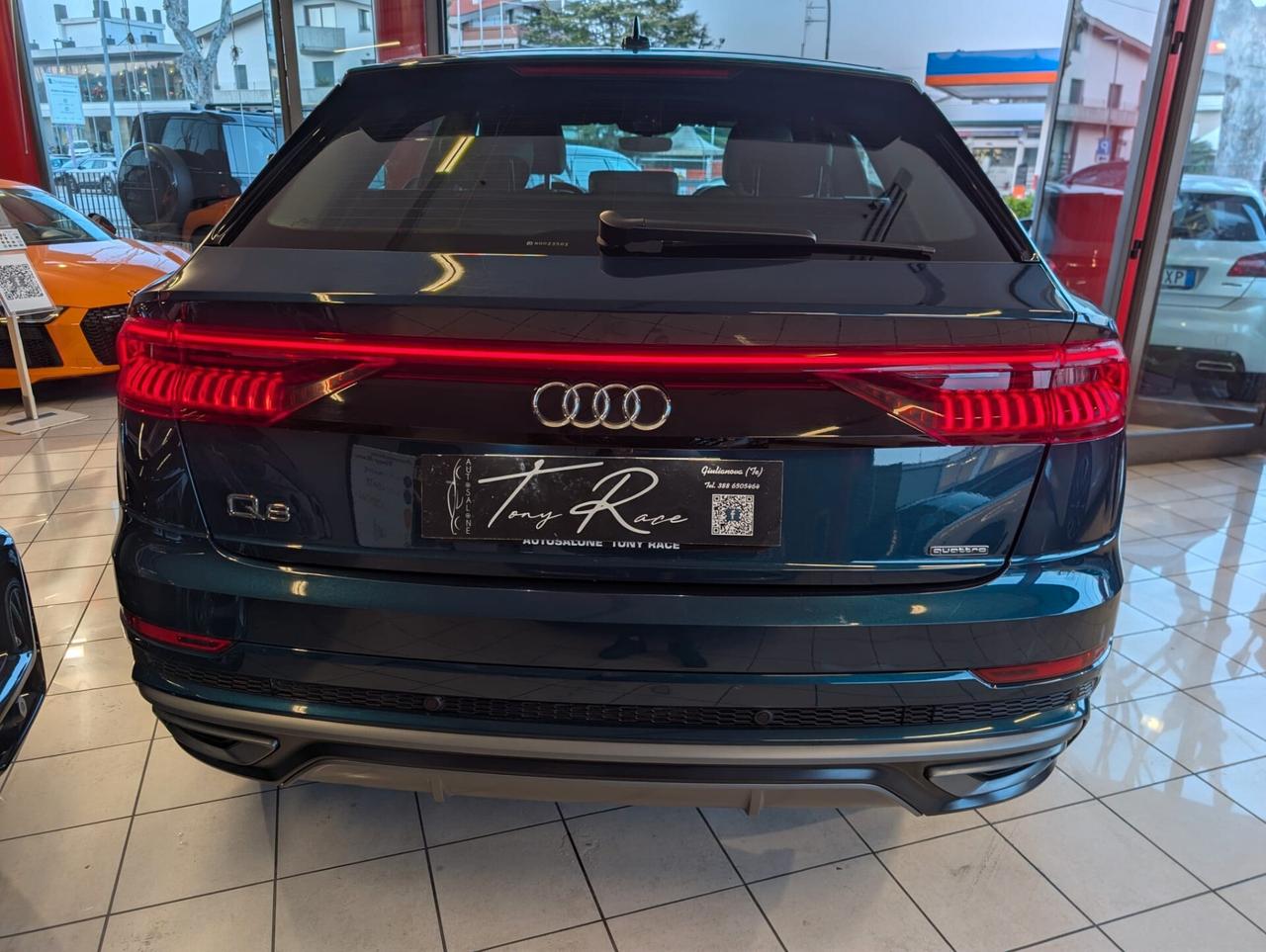 Audi Q8 45 TDI quattro 3.0 diesel S-LINE IVA ESPOSTA