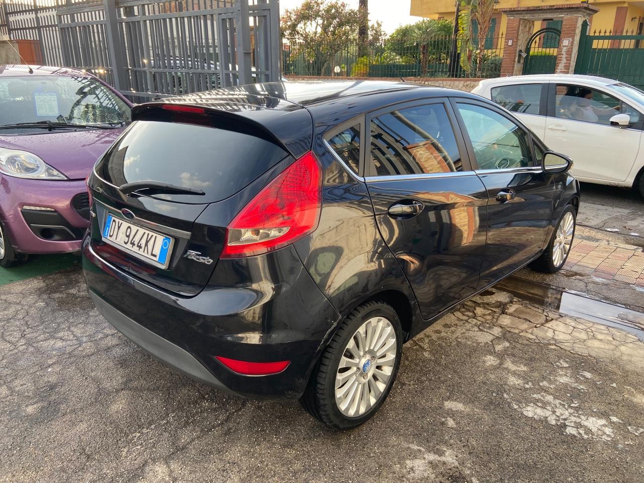 Ford Fiesta 1.4 TDCi 5p. Ghia