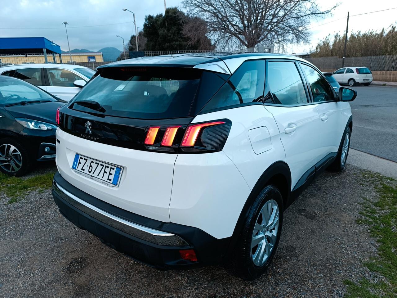 Peugeot 3008 BlueHDi 130 S&S EAT8 Business