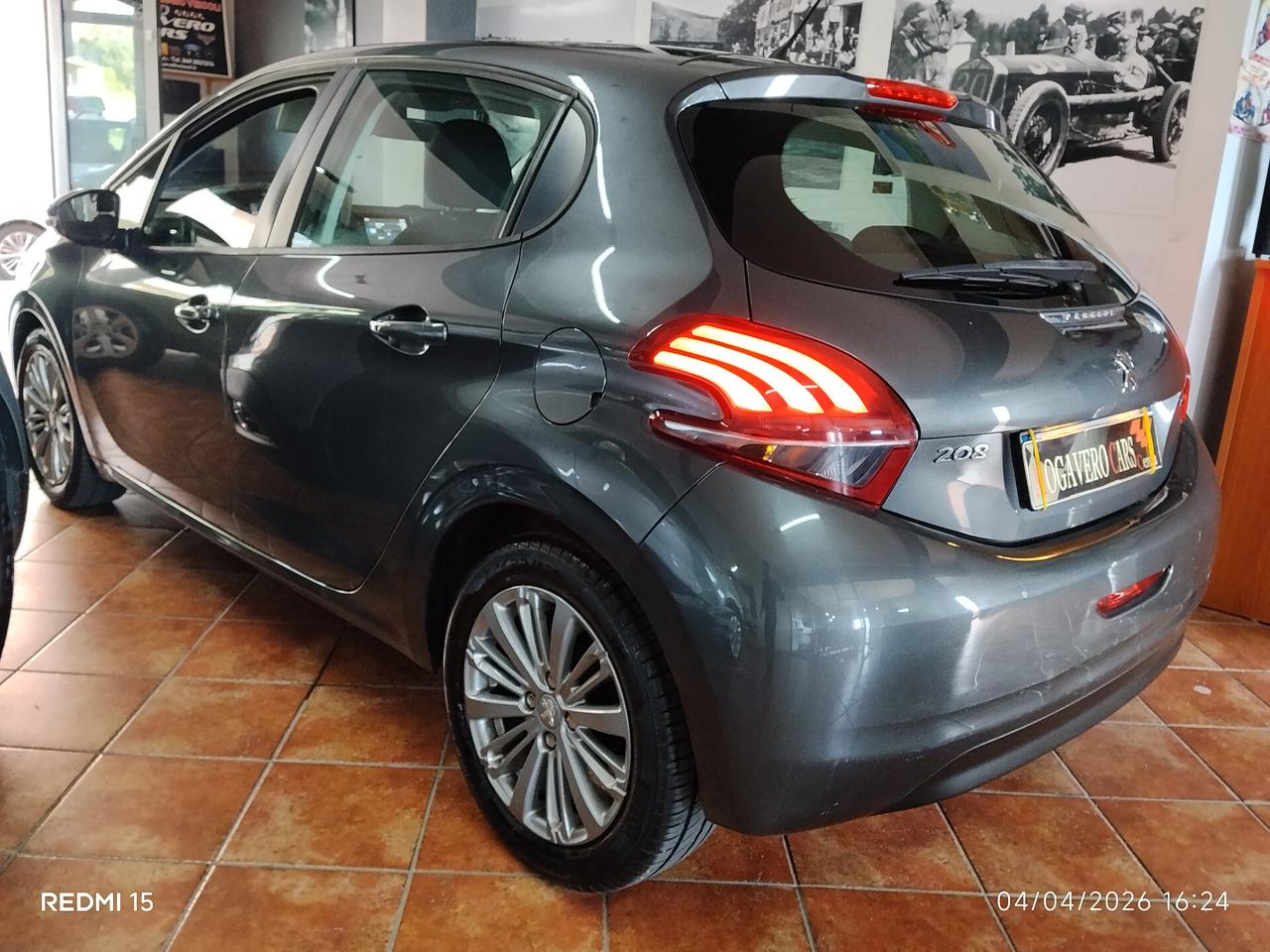Peugeot 208 BlueHD 1.5 75CV DIESEL 5porte
