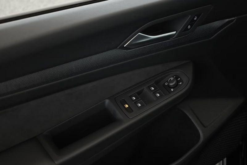 Volkswagen Golf Golf 2.0 TSI GTI DSG TETTO BLACK STYLE HEAD-UP CAMERA LED 19"