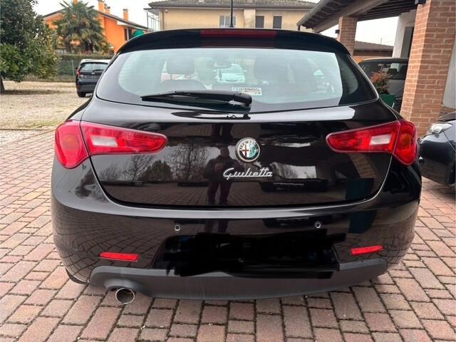 Alfa Romeo Giulietta 2.0 JTDm-2 150 CV Distinctive