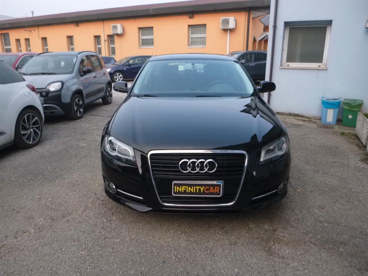 Audi A3 1.6 TDI 105 CV CR S tronic Ambition