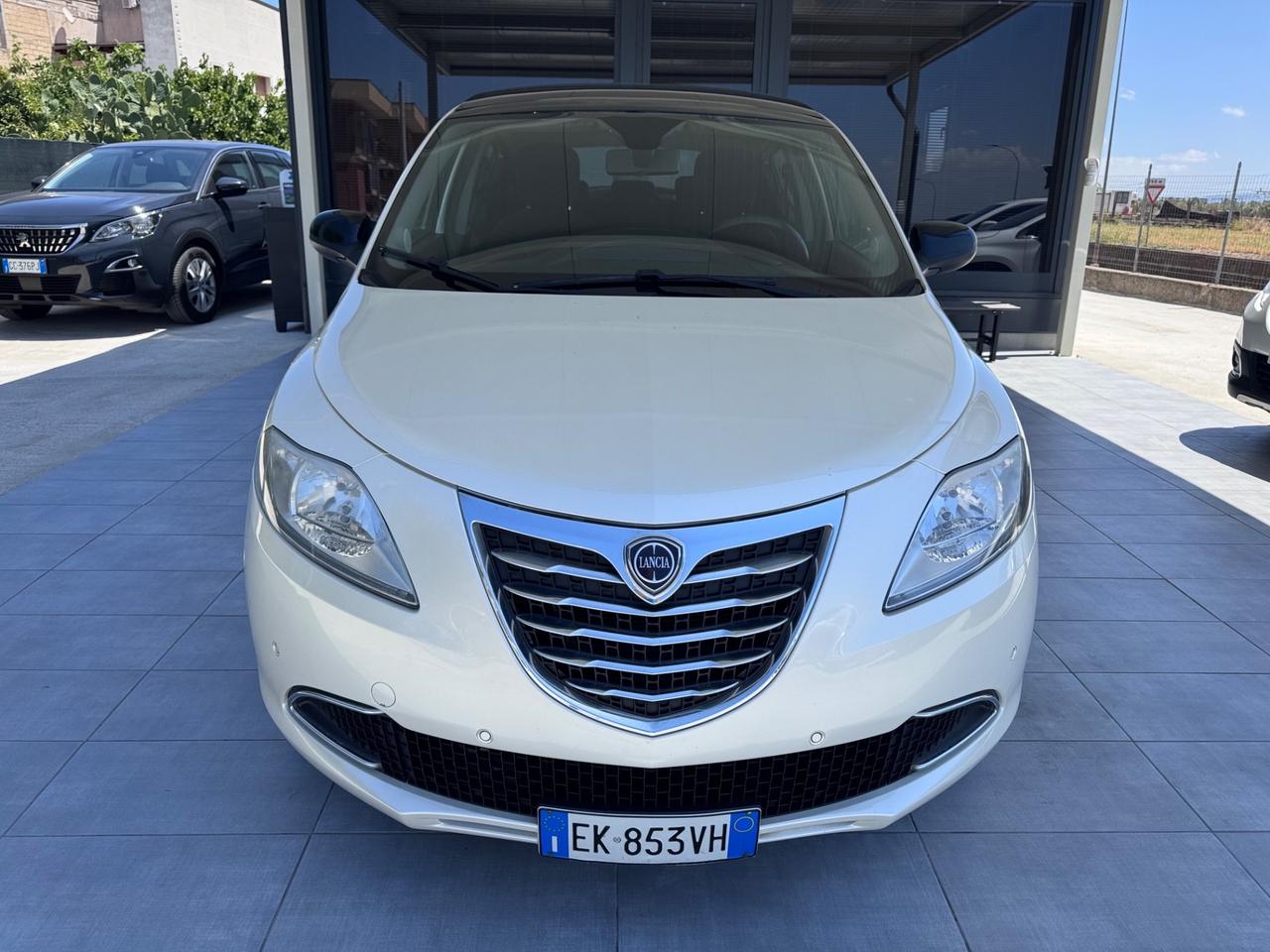 Lancia Ypsilon 1.3 MJT 16V TETTO Platinum