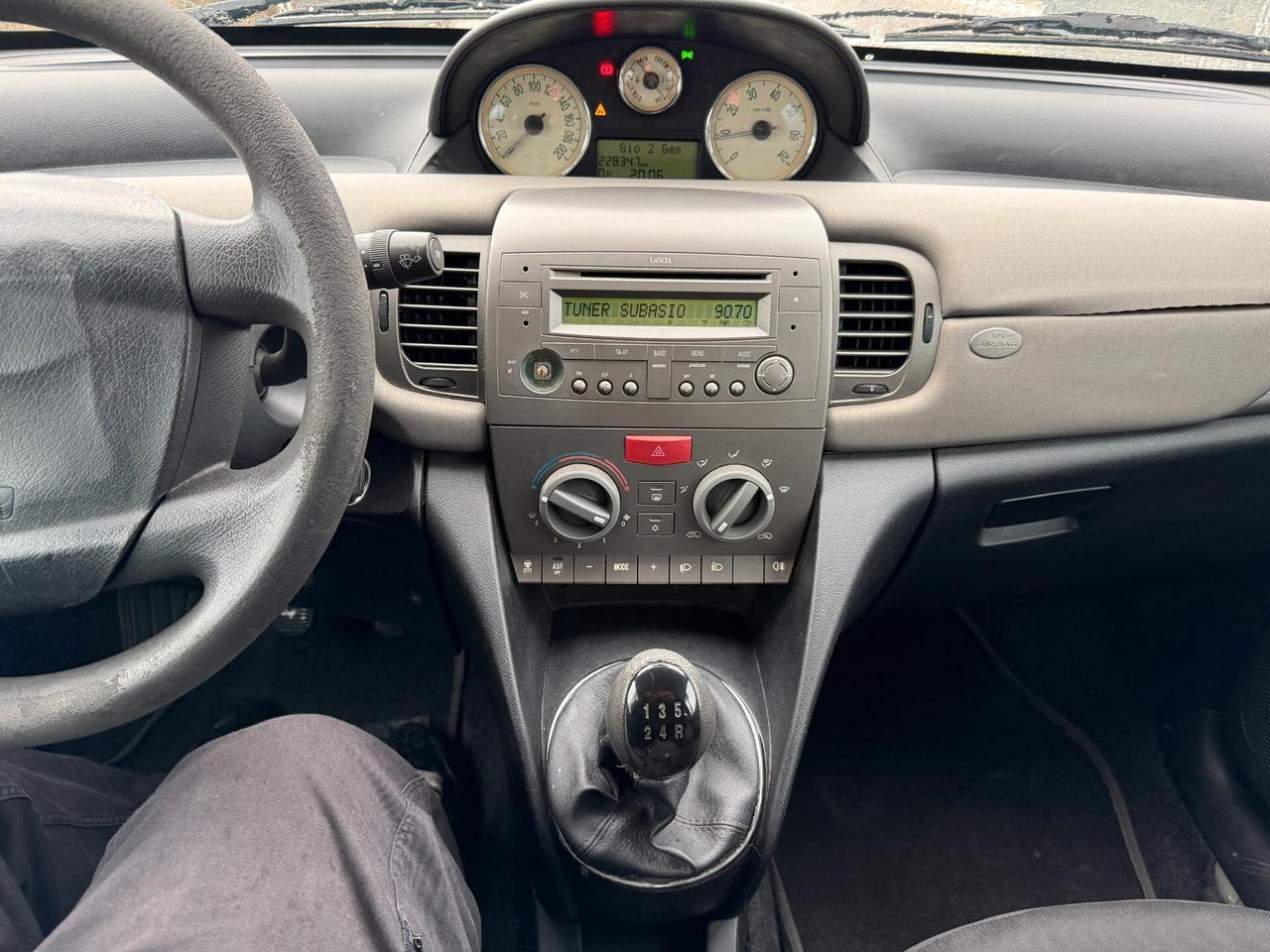 LANCIA YPSILON ANNO 2006 1.3 MJT 69 CV