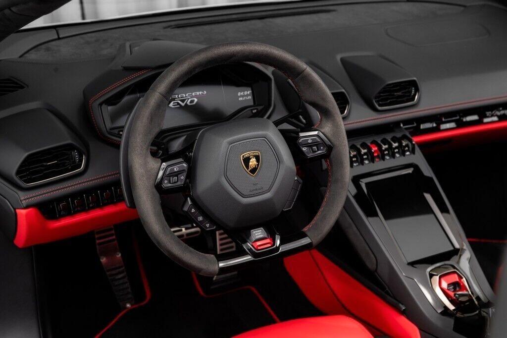 Lamborghini Huracàn EVO Spider 5.2 V10 NOLEGGIO LUNGO TERMINE - LEASING FULL INCLUSIVE