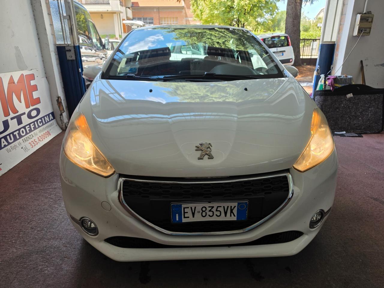 Peugeot 208 1.4 VTi 95 CV 5p GPL Allure rate dea 99,00
