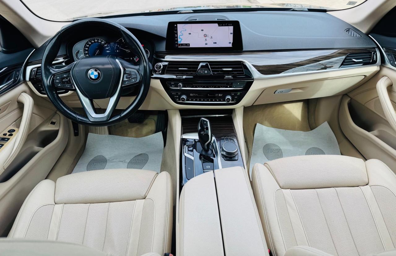 Bmw 520 520d xDrive Luxury