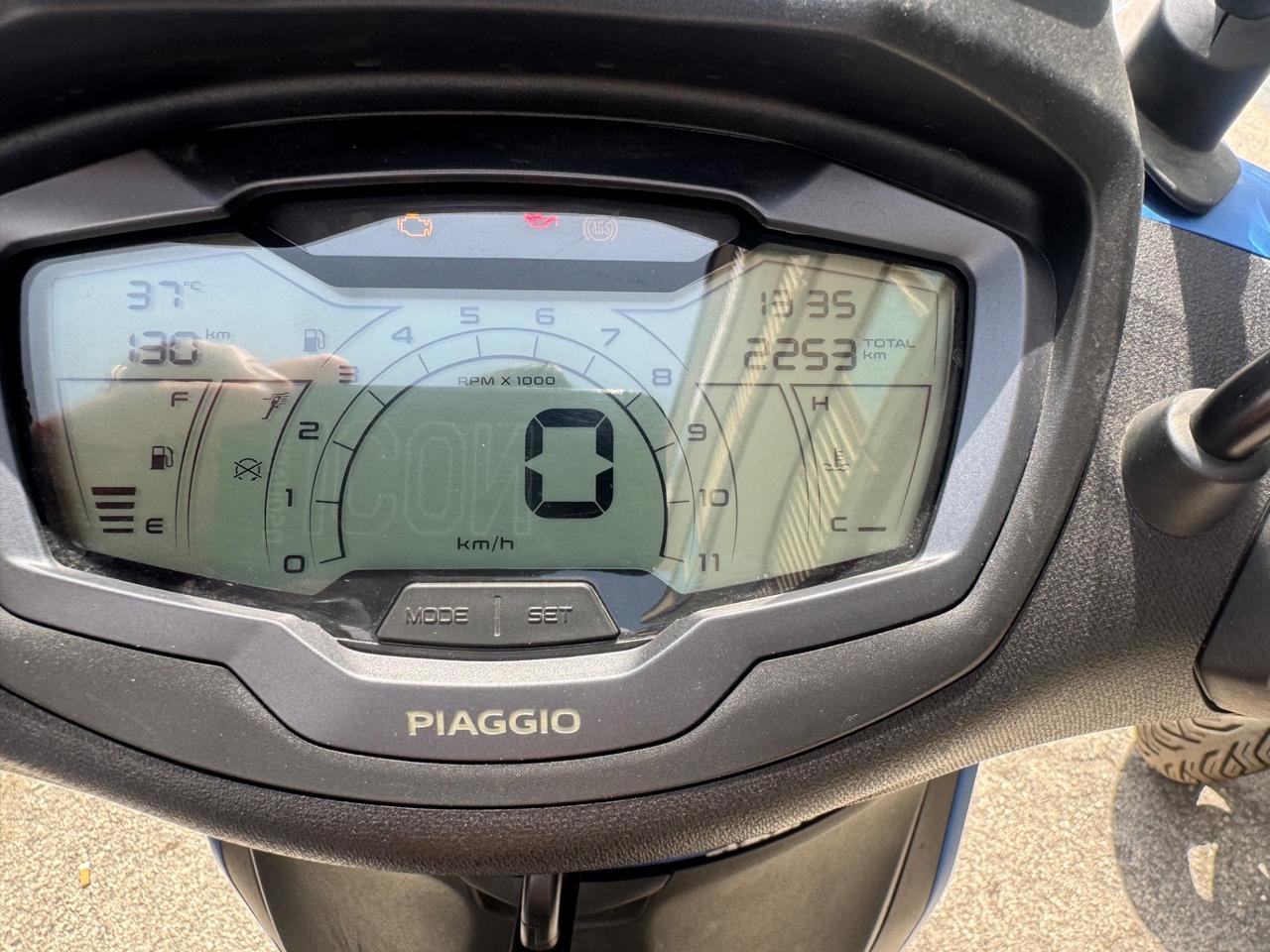 Piaggio Beverly 400 Sport
