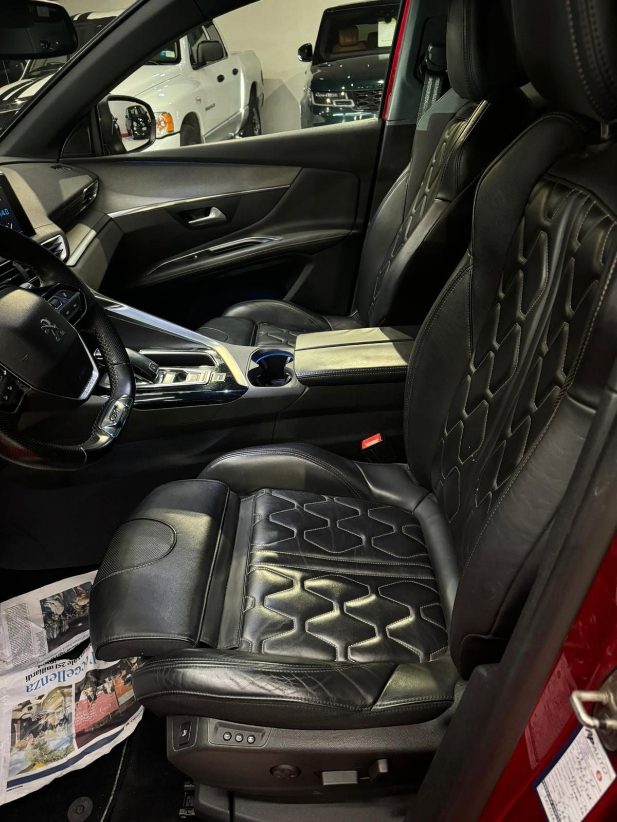 PEUGEOT 3008 GT LINE