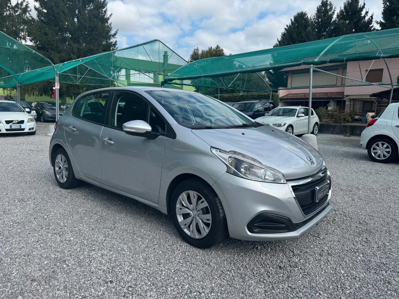 Peugeot 208 PureTech 82 5 porte Access