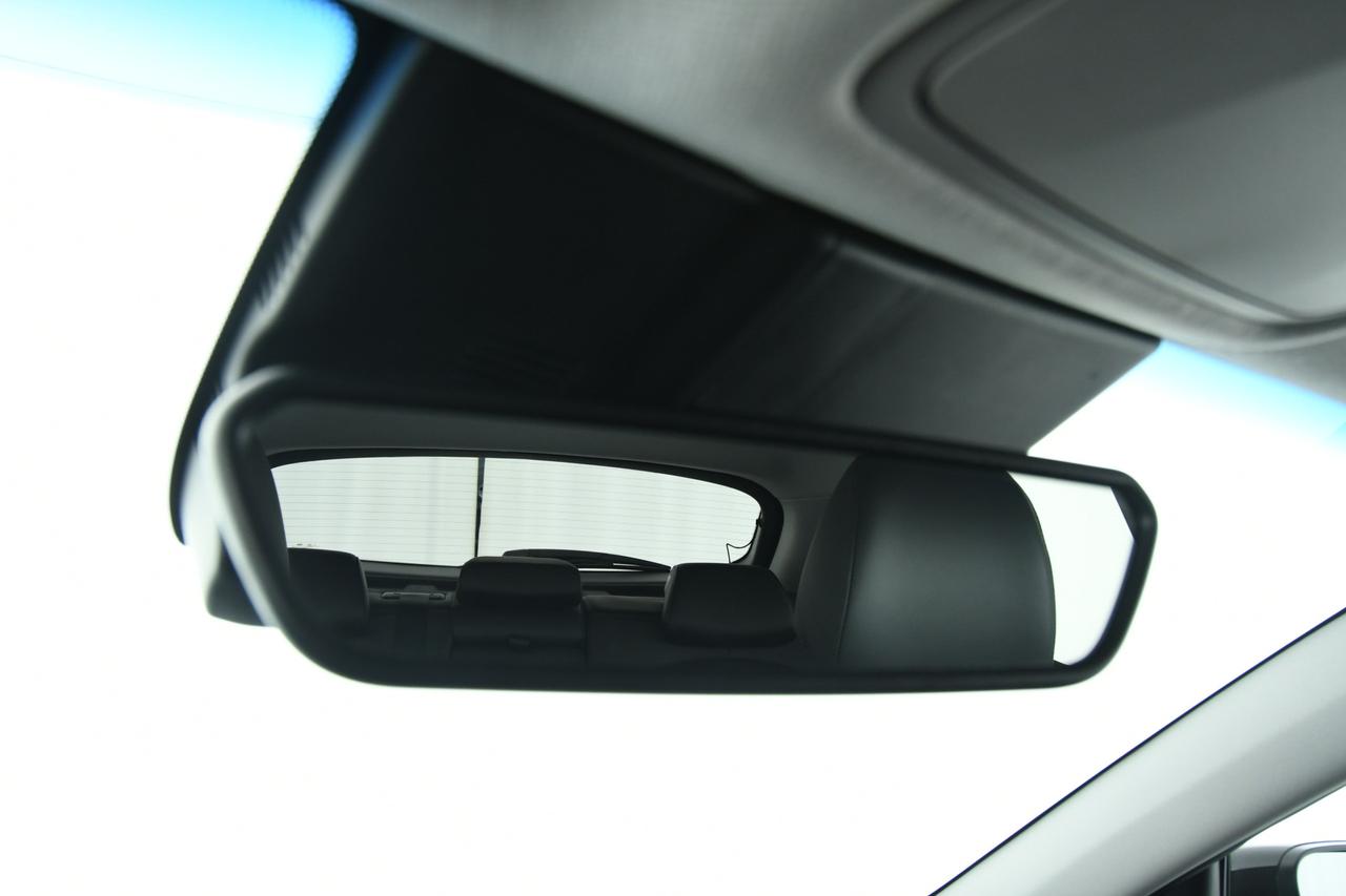 HYUNDAI Kona 64 kWh EV Xclass FULL LED+ACC+HEAD-UP+CAMERA+APP CONNECT