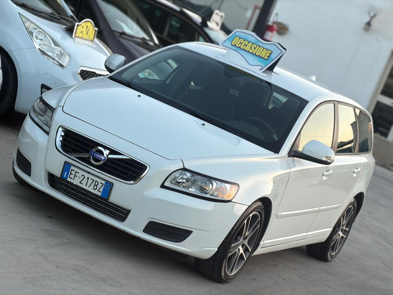 Volvo V50 1.6 DIESEL 2011 - CERCHI IN LEGA