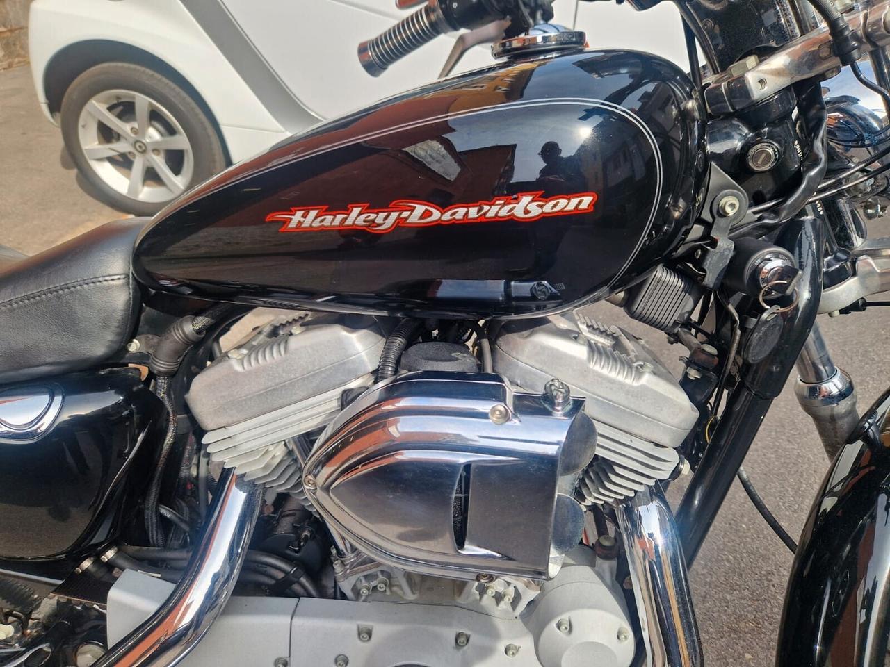 Harley-davidson 883 Sportster Custom SOLO 14.000 KM