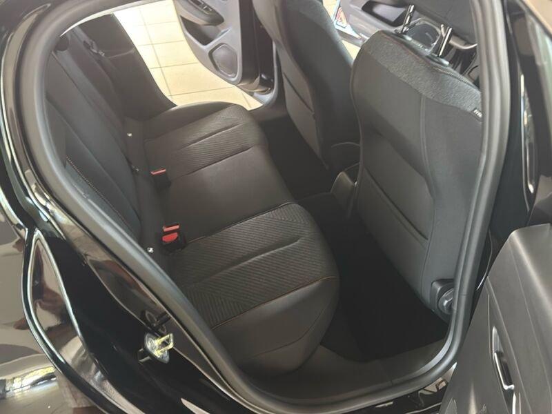 Peugeot 208 Style Turbo benzina 100 Garanzia 8 anni