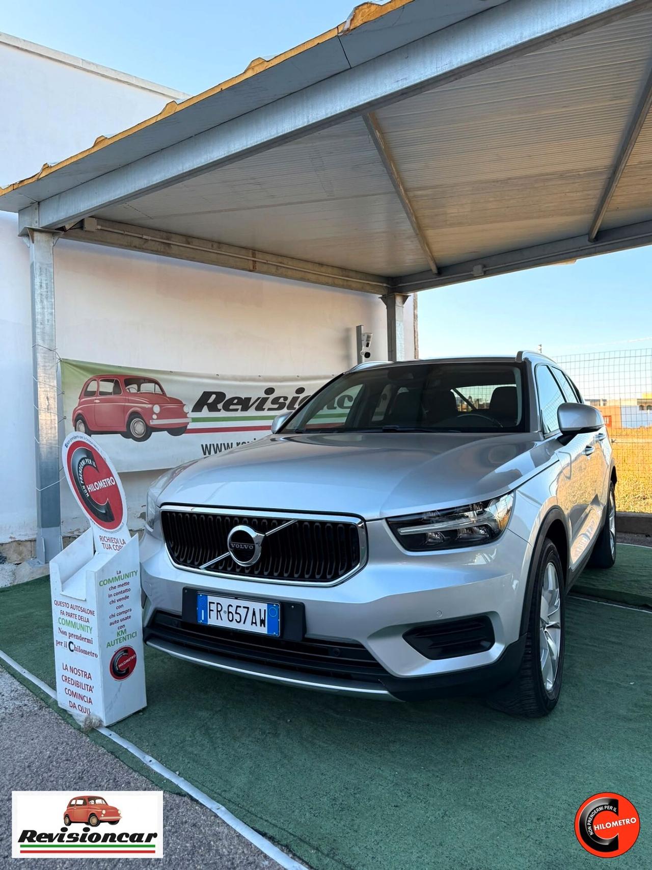 Volvo XC40 D4 AWD Geartronic Momentum