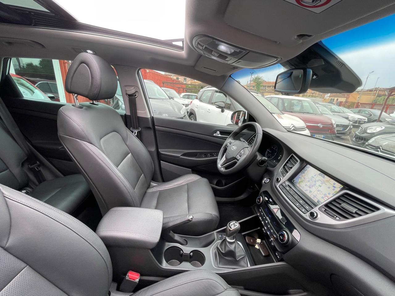 Tucson 1.7 CRDi- Sound Edition-pelle-tetto-unipro-