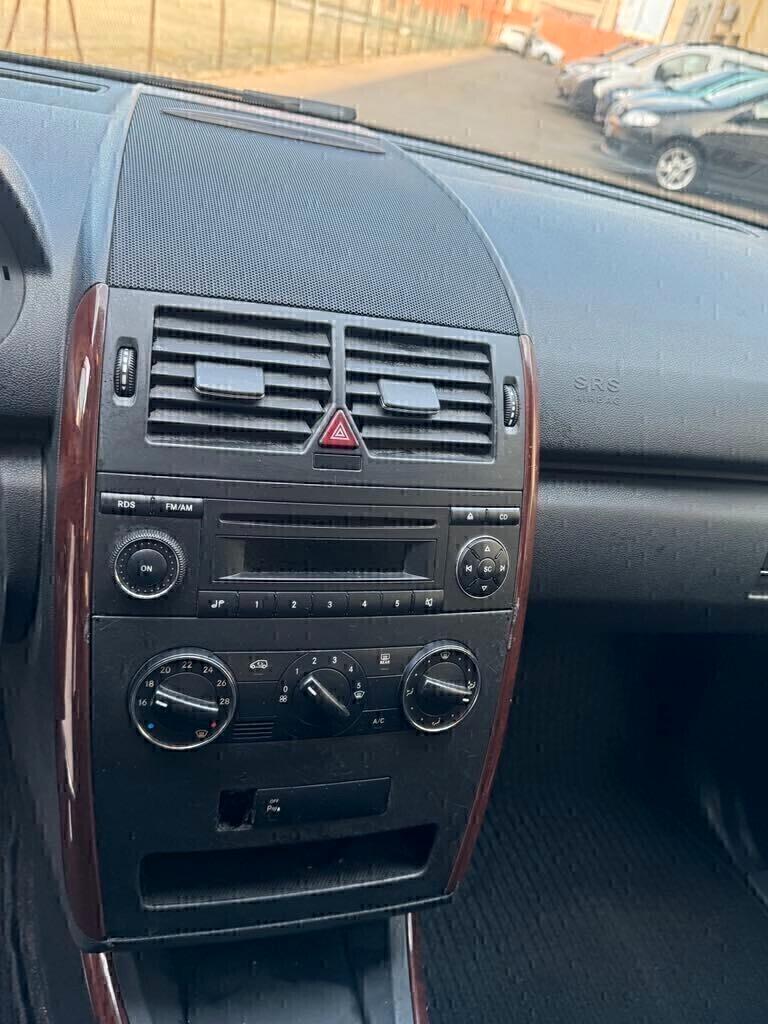 MERCEDES A 180 Anno 2008 2.0 CDI Avantgarde