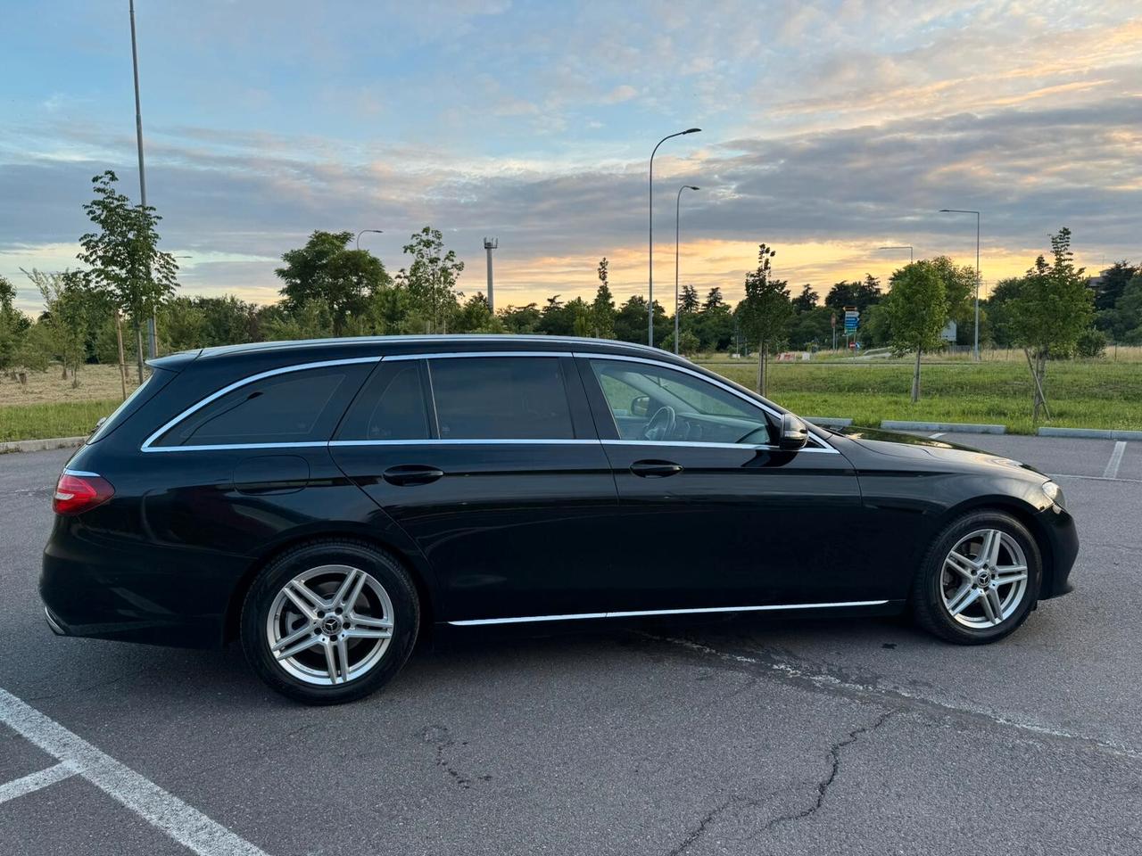 Mercedes-benz E 220 d S.W. Auto Business Sport