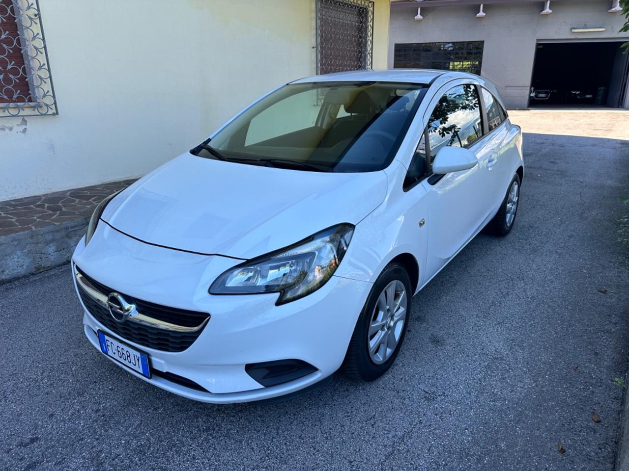 Opel Corsa 1.2 Coupé n-Joy