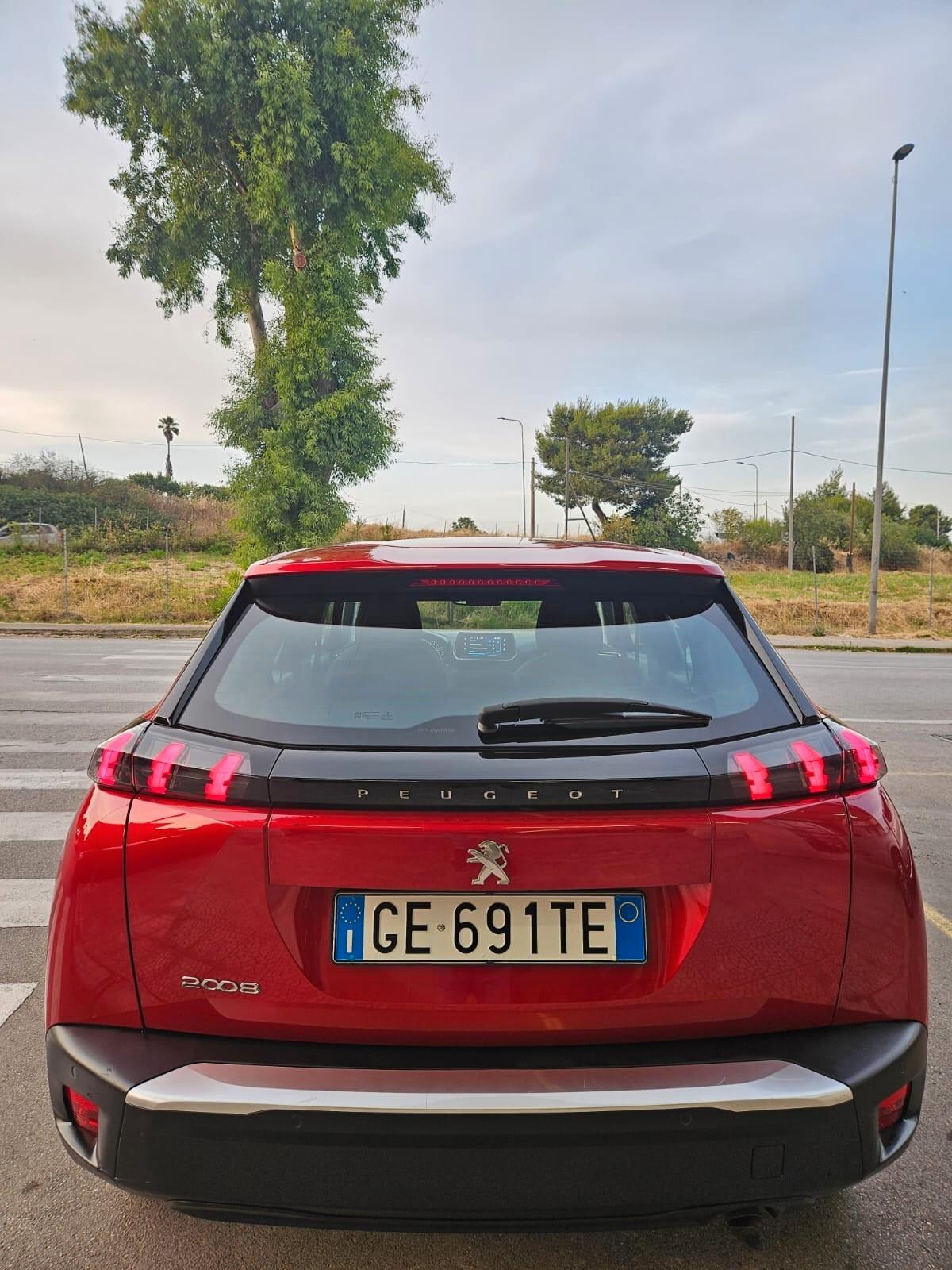 Peugeot 2008 1.2 Benzina MANUALE 2021