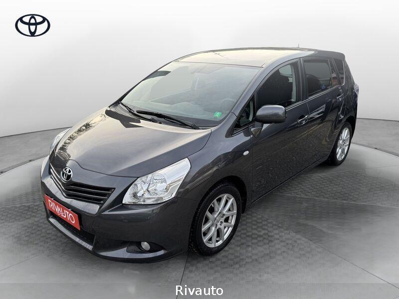 Toyota Verso Verso 2.0 D Sol