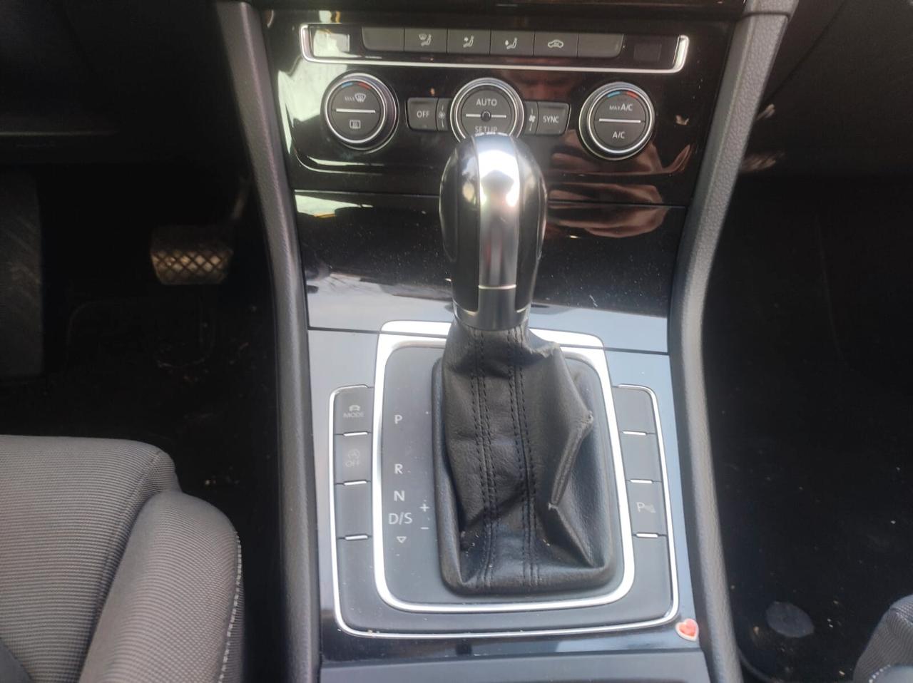 Volkswagen Golf 5p 2.0 tdi Highline 150cv dsg