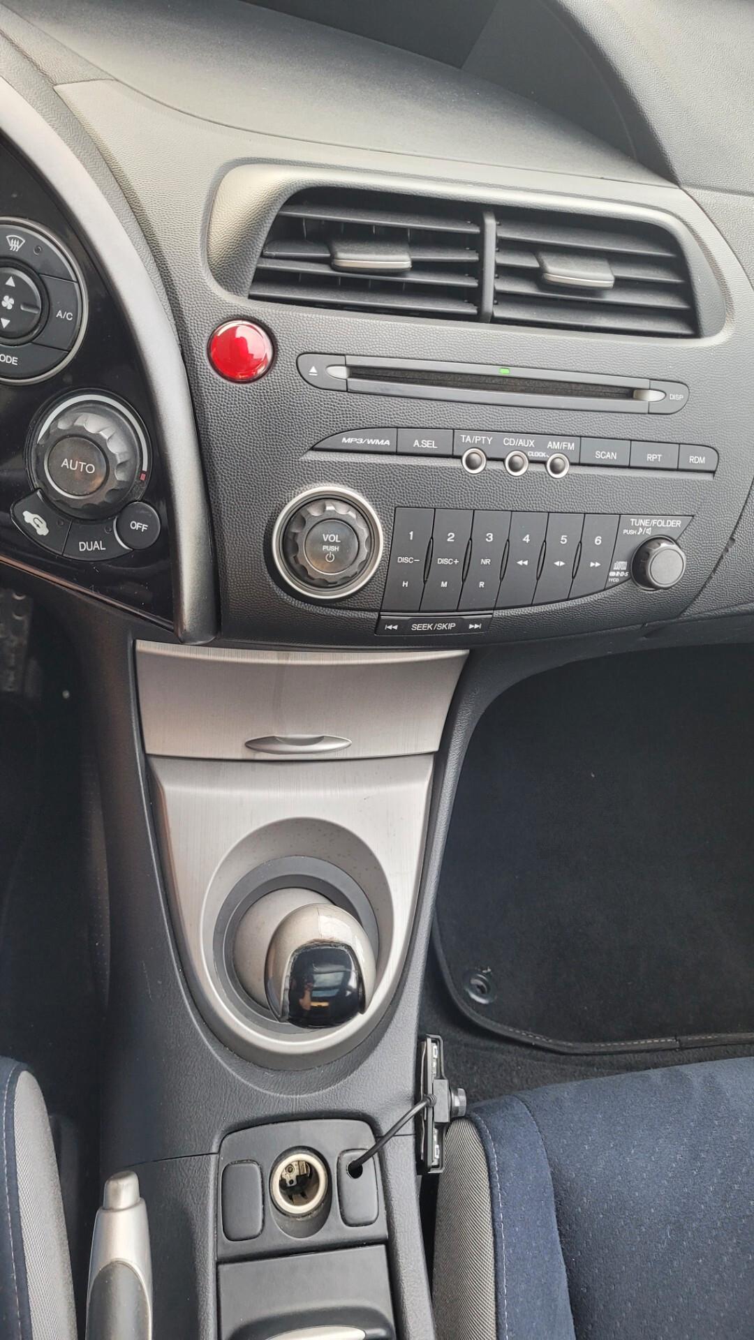 Honda Civic 2.2 i-CTDi 5p. Exclusive