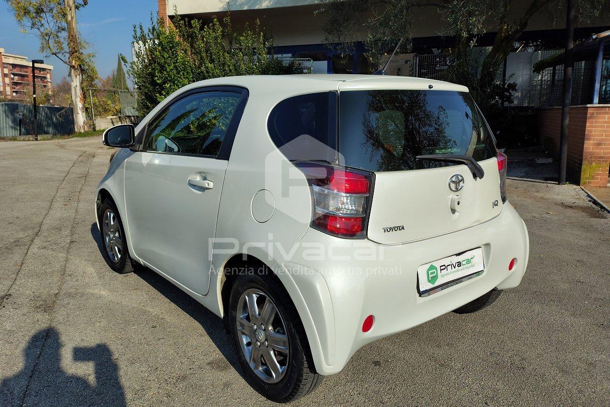 TOYOTA iQ 1.0 High Collection