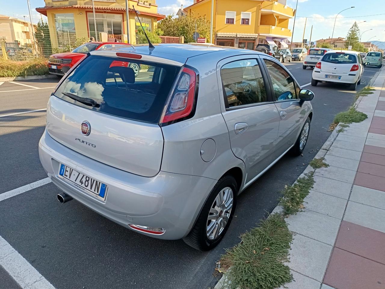 Fiat Punto 1.3 MJT II 75 CV 5 porte Lounge