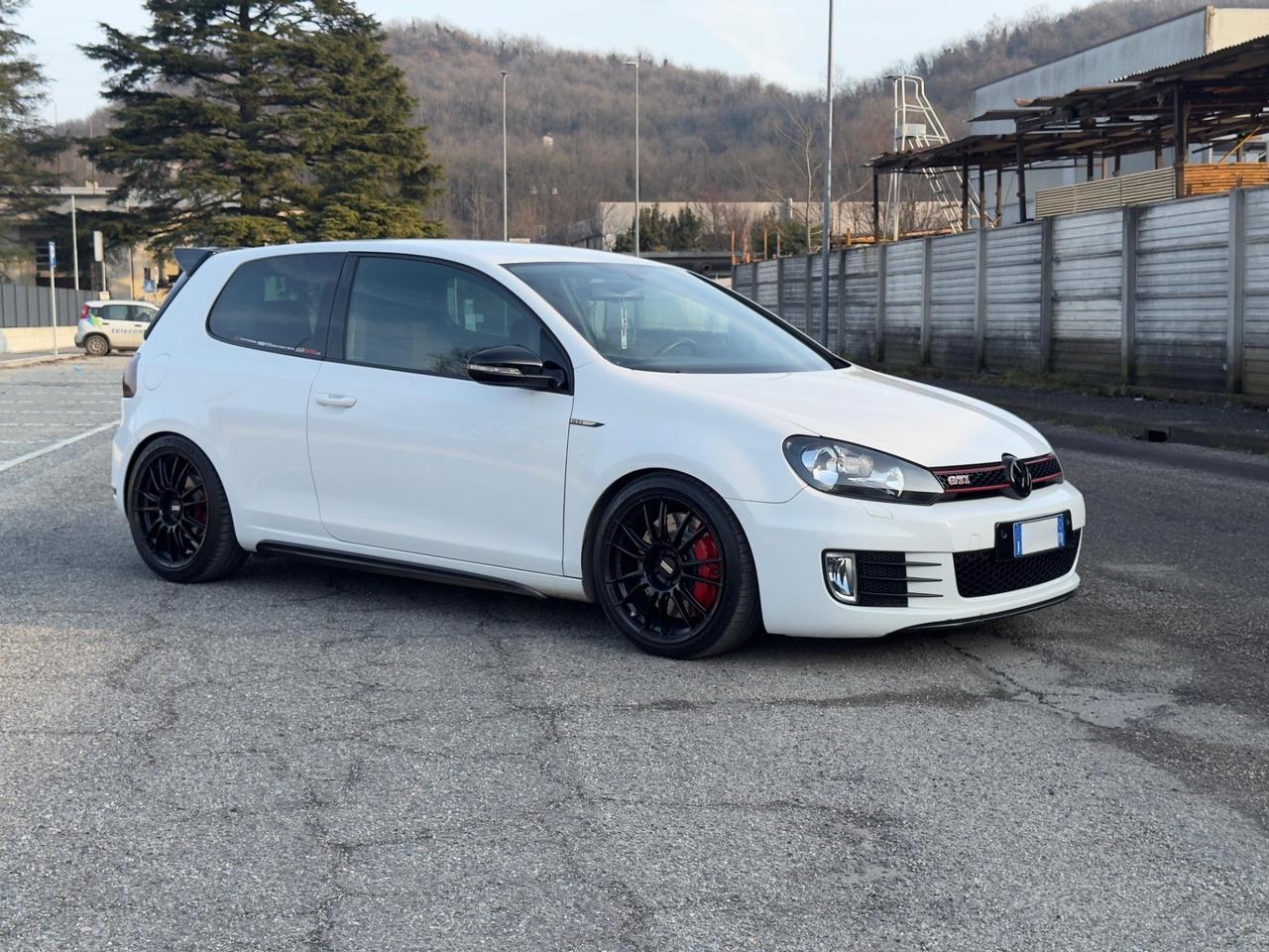 Volkswagen Golf GTI 6 2.0 Tsi DSG