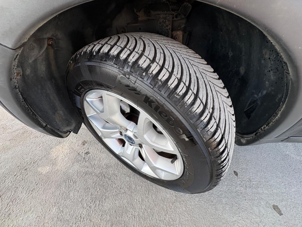 Ford Kuga Kuga+ 2.0 TDCi 140 CV 2WD DPF