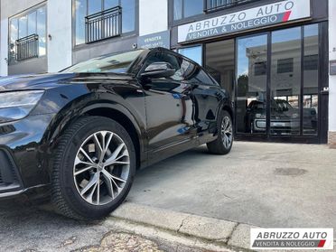 AUDI Q8 50 TDI 286 CV quattro tiptronic Sport Tetto+Gancio