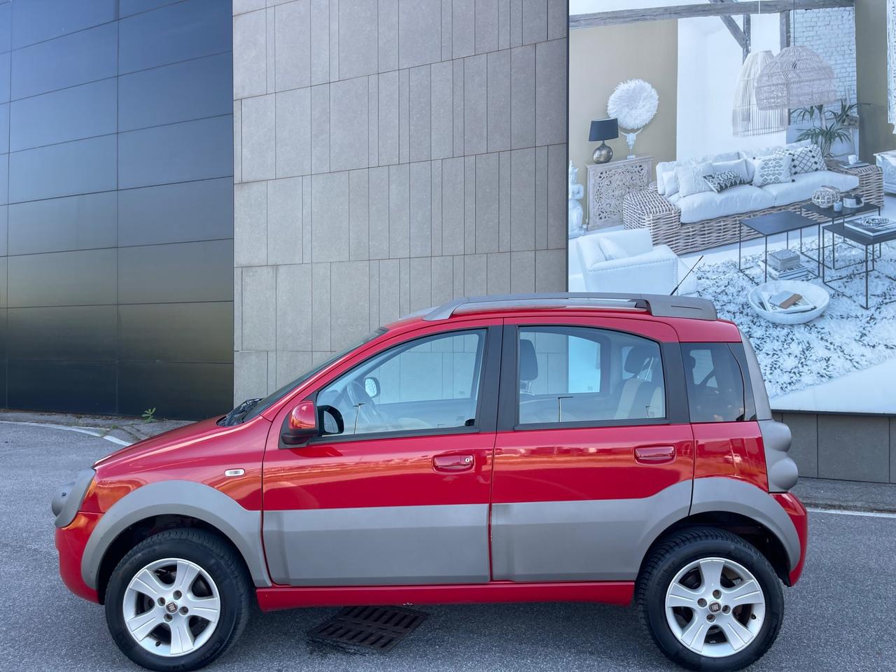 Fiat Panda 1.3 MJT 16V DPF 4x4 Cross