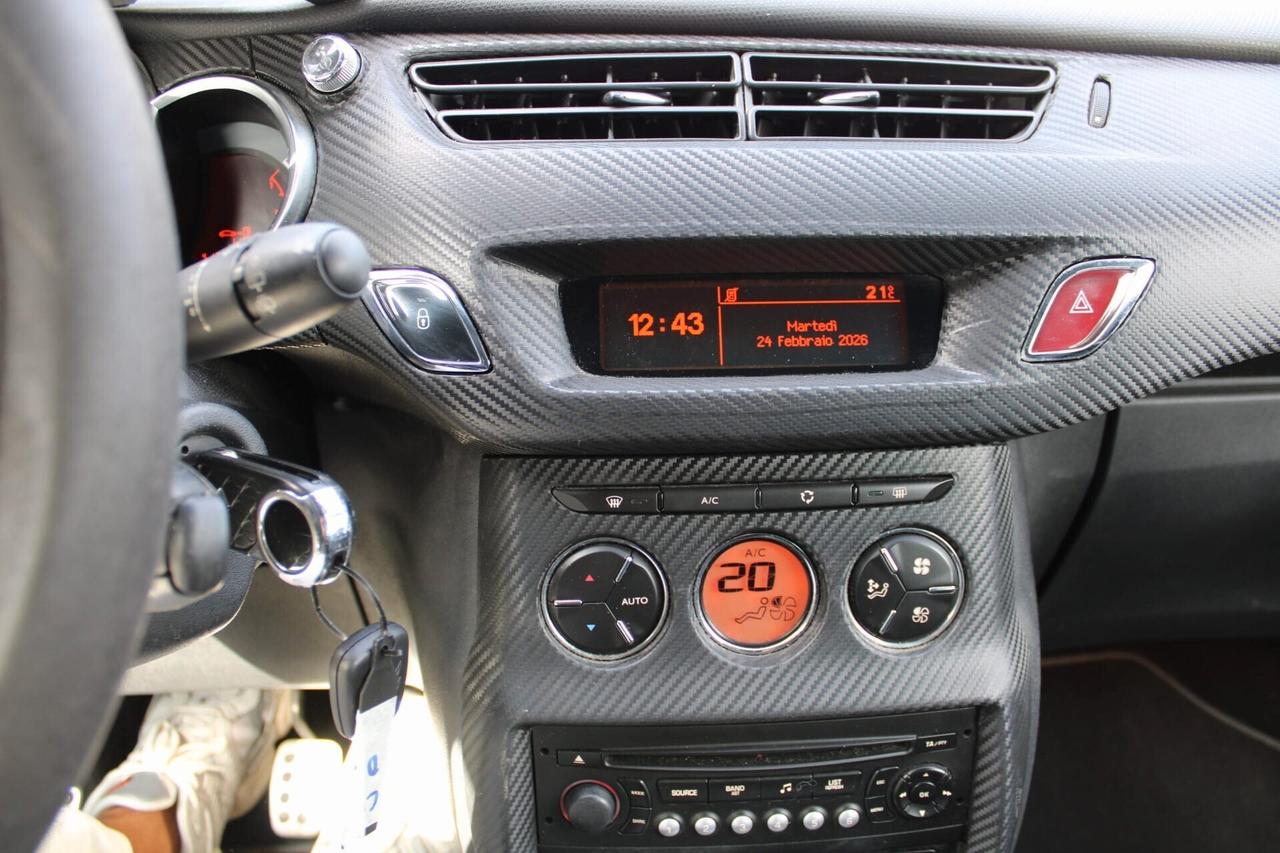 Ds DS3 3 1.6 THP 155 Just Black