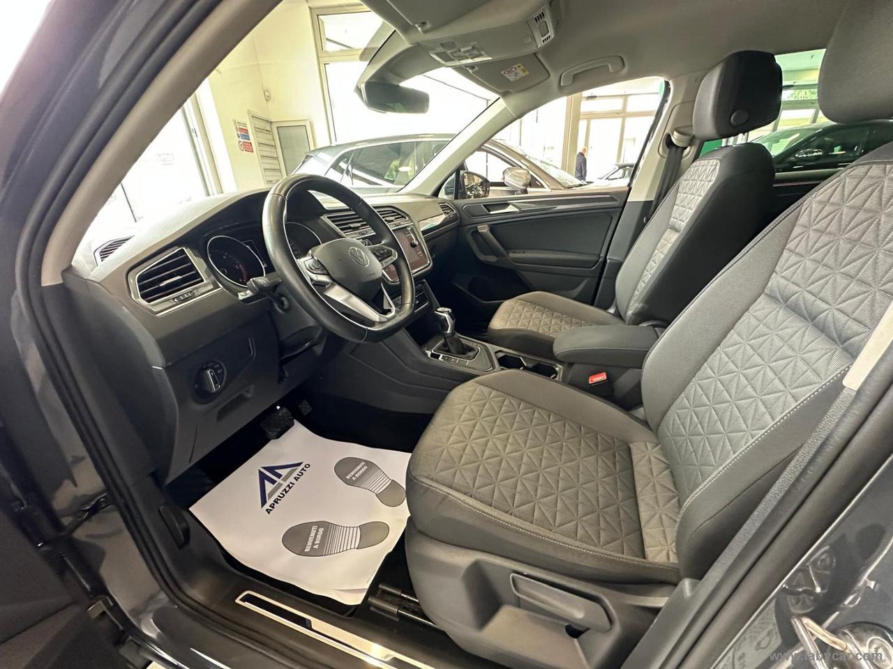 VOLKSWAGEN Tiguan 2.0 TDI 150CV SCR DSG Life