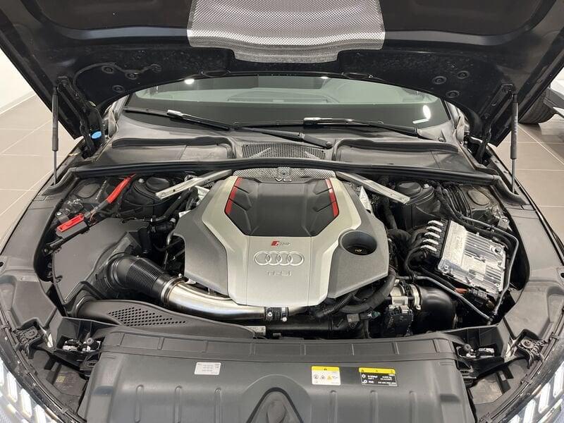 Audi A4 Audi RS 4 Avant Competition 331(450) kW(CV) tiptronic