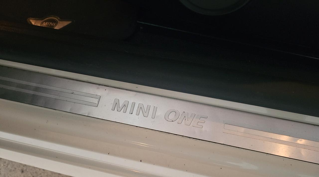 Mini 1.4 16V One Pepper