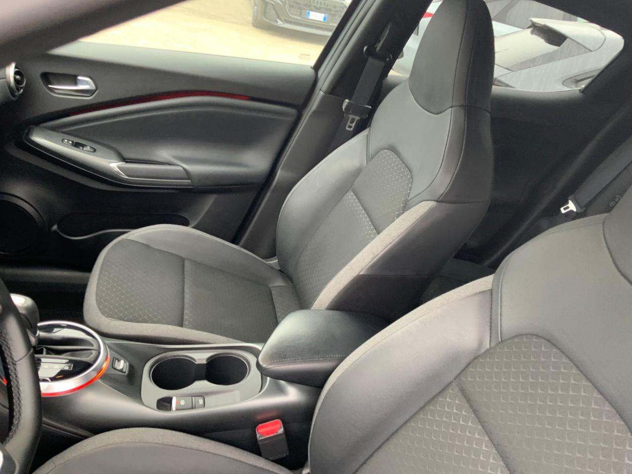 Nissan Juke 1.0 DIG-T 114 CV DCT N-Connecta