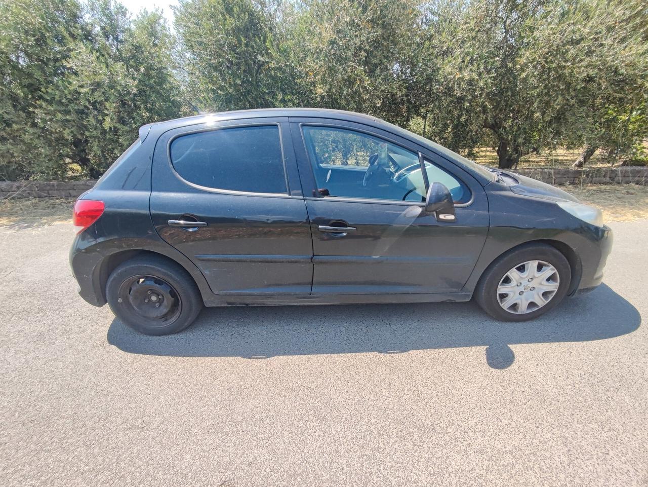 Peugeot 207 1.4 X Line ECO GPL